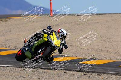 media/Oct-09-2022-SoCal Trackdays (Sun) [[95640aeeb6]]/Turn 12 (140pm)/